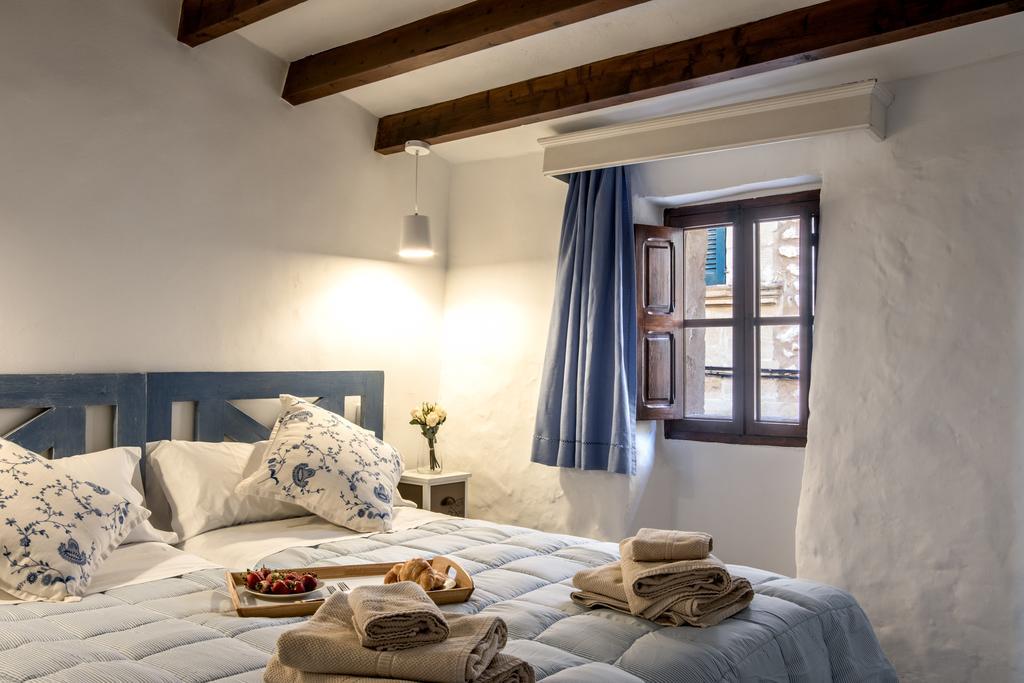 Townhouse On The Rocks By Homevillas360 Pollença Exterior foto